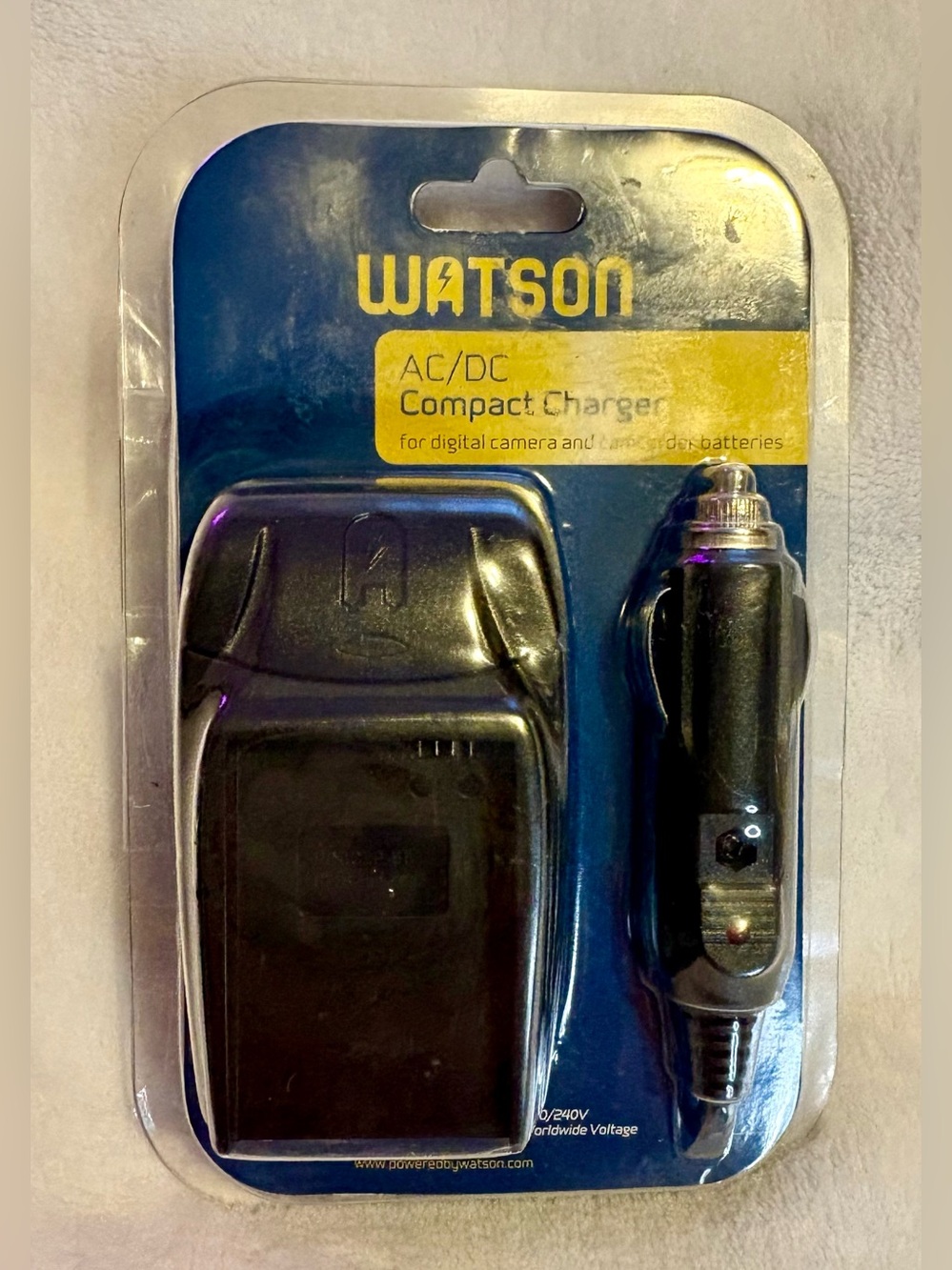 Watson AC/DC Compact Charger - for Digital Camera and Cancorfer Batteries
